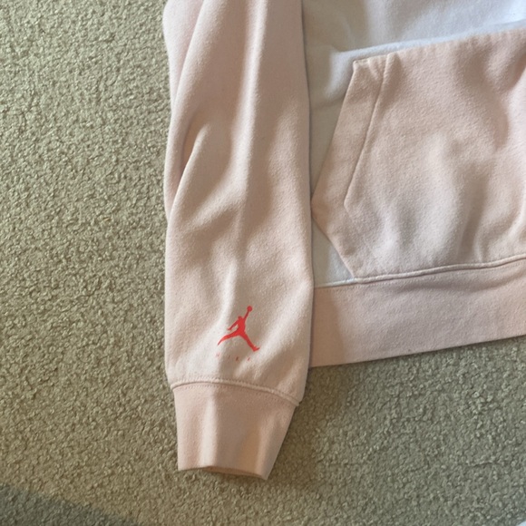 Girls Nike/jordan orange and pink crewneck. - Picture 6 of 6